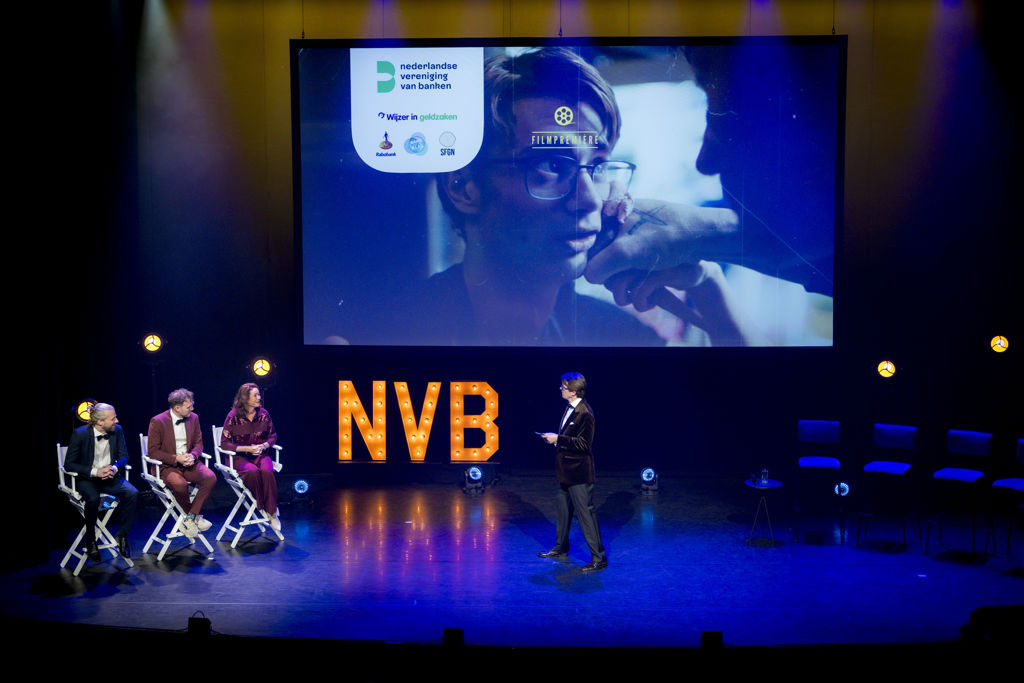 Panelgesprek over financiële gezondheid na de filmvertoning Blij dat je betaald hebt.